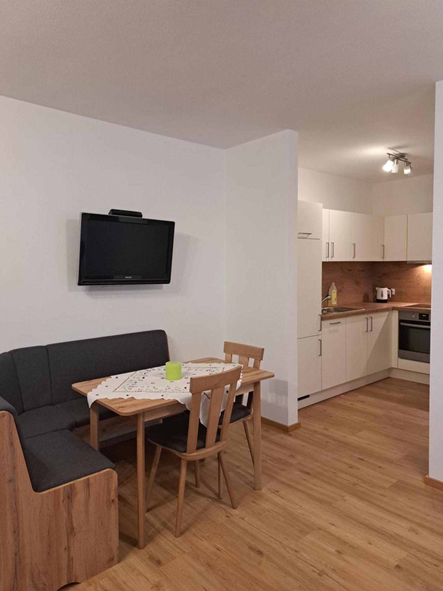 Ferienwohnung Abenthung Grinzens Bagian luar foto
